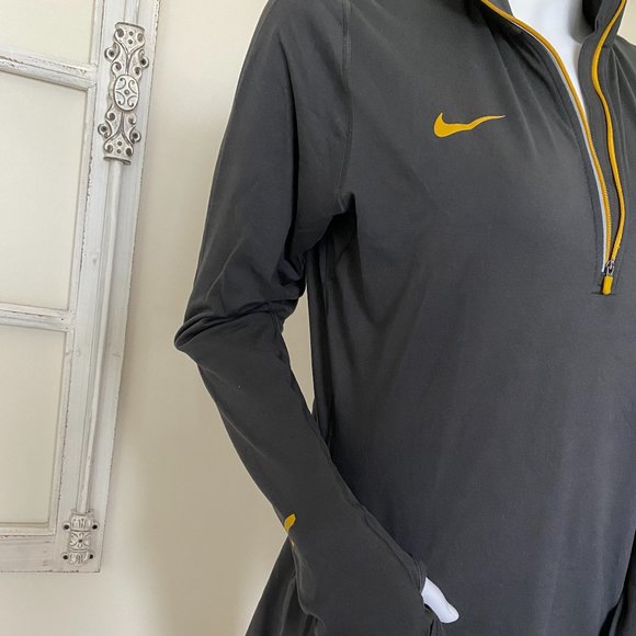 NIKE DRI-FIT TIGERS Gray Thumb holes Sweatshirt 1/2 Zip Front, Long Sleeve Sz M - Picture 4 of 16